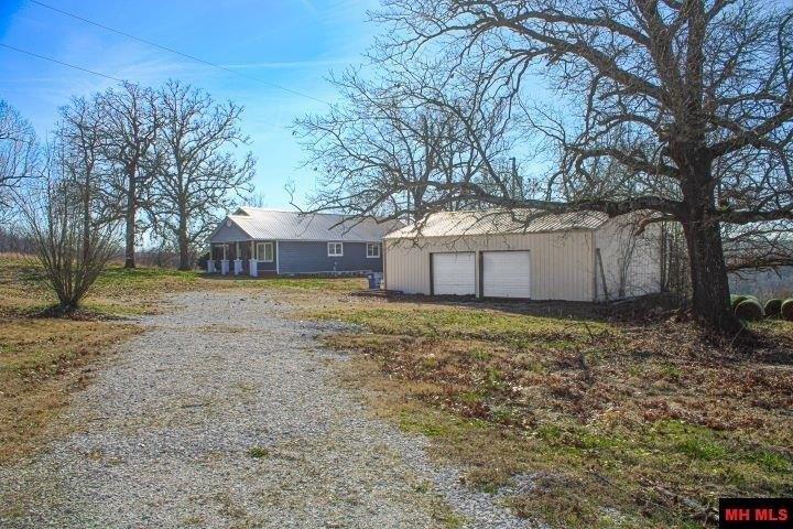 Currently Displayed Property Photo