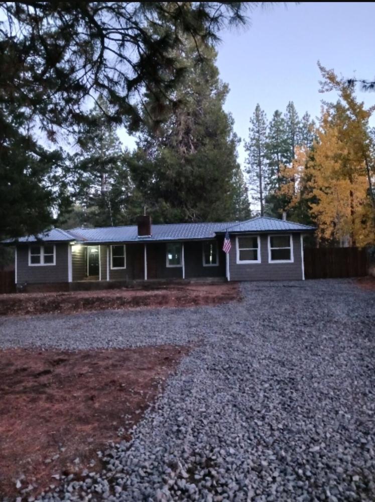 Currently Displayed Property Photo