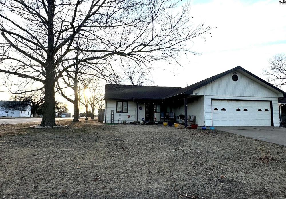 Currently Displayed Property Photo