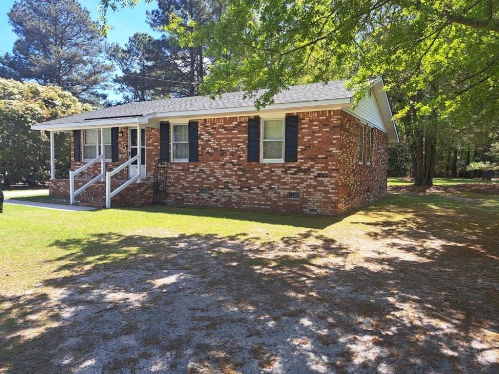 Currently Displayed Property Photo