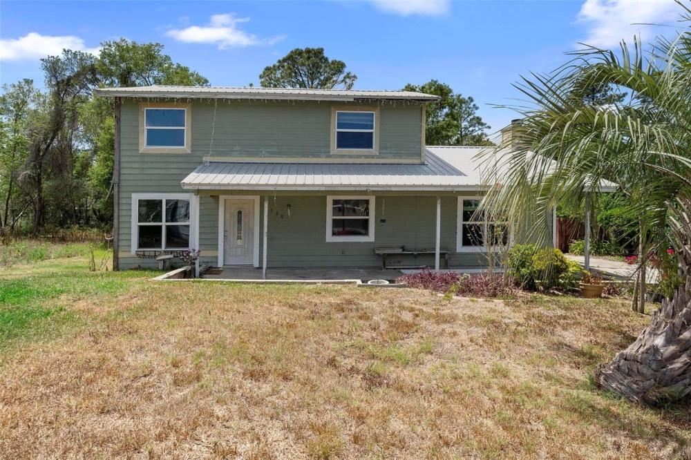 Currently Displayed Property Photo