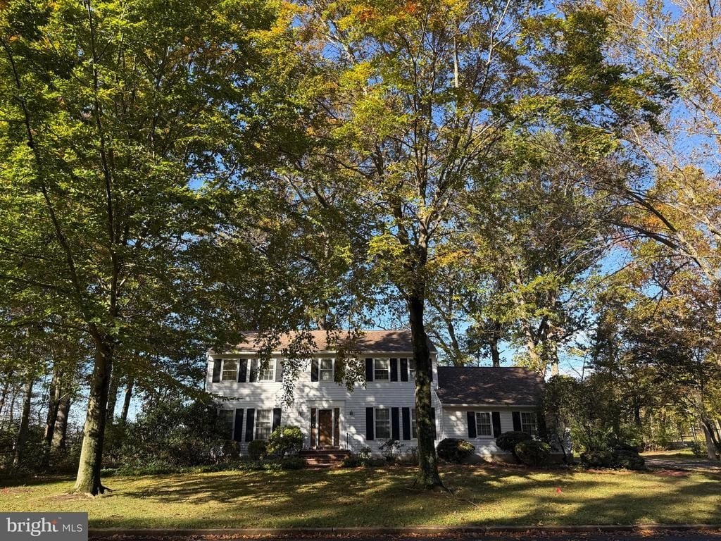 Currently Displayed Property Photo