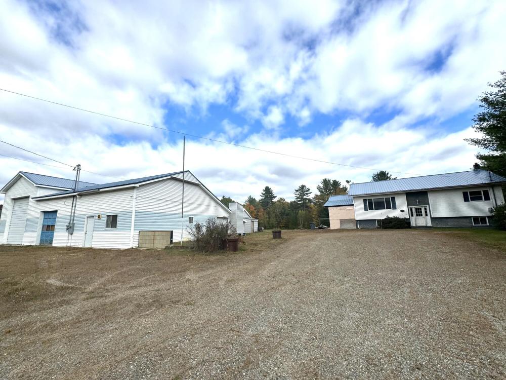 Currently Displayed Property Photo