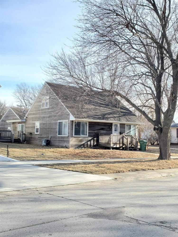 Currently Displayed Property Photo