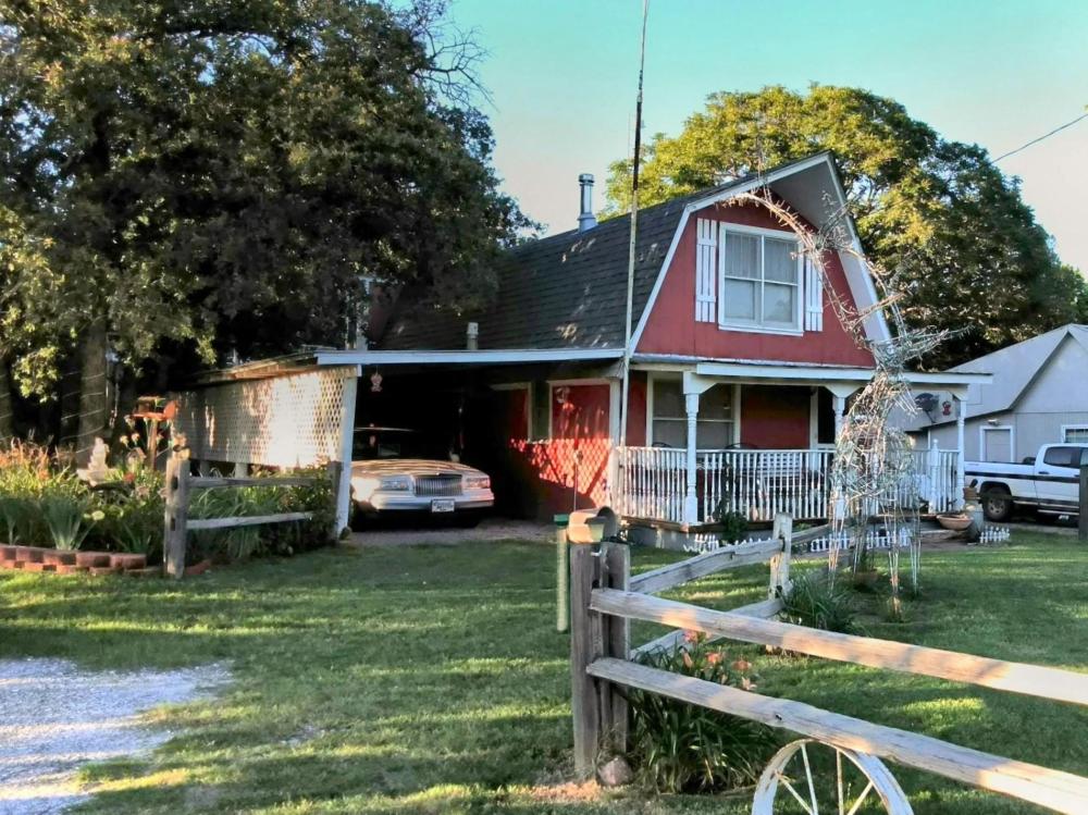 Currently Displayed Property Photo