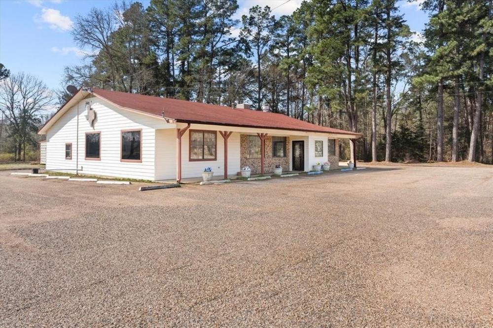 Currently Displayed Property Photo