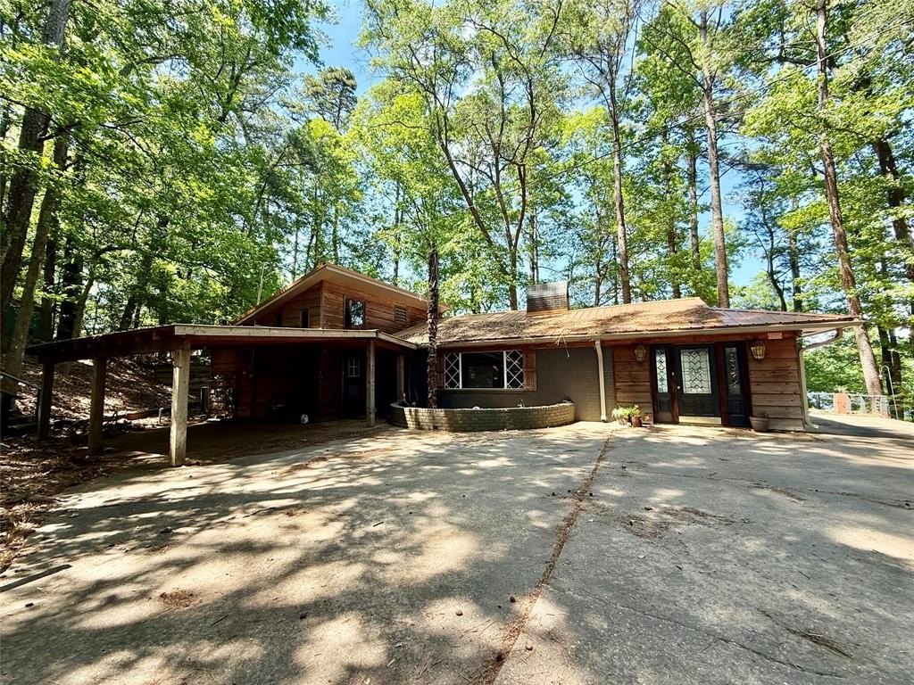 Currently Displayed Property Photo