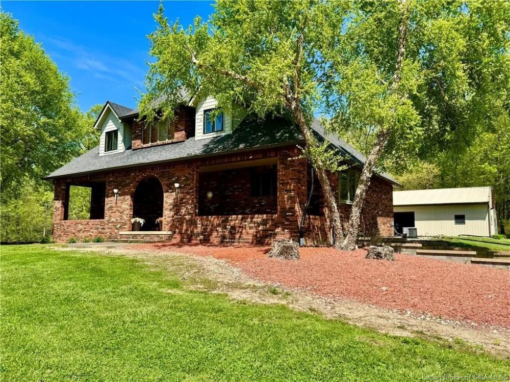 Currently Displayed Property Photo