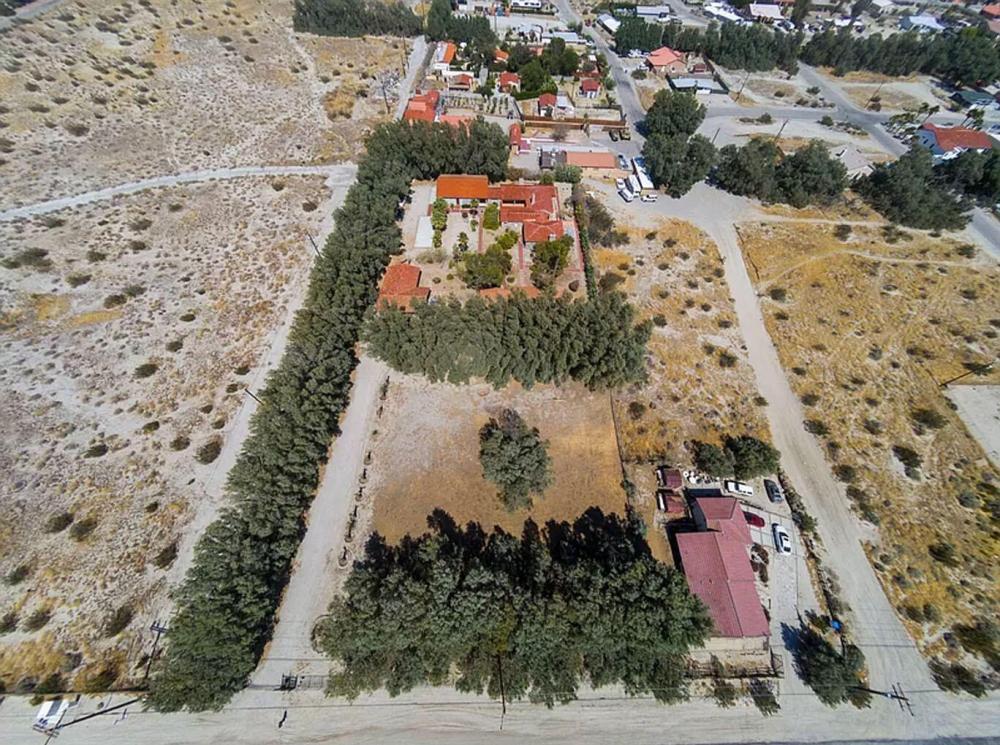 Currently Displayed Property Photo