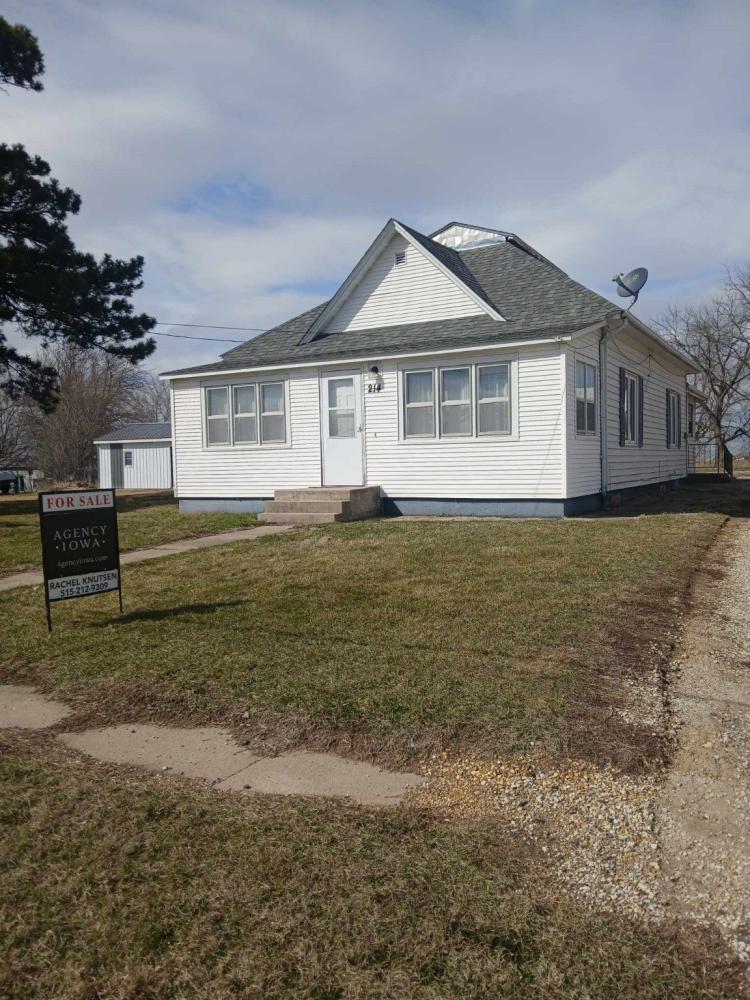 Currently Displayed Property Photo