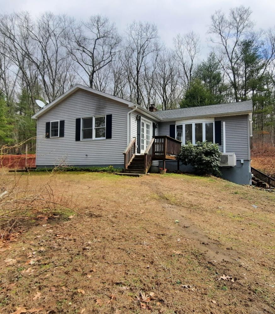 Currently Displayed Property Photo