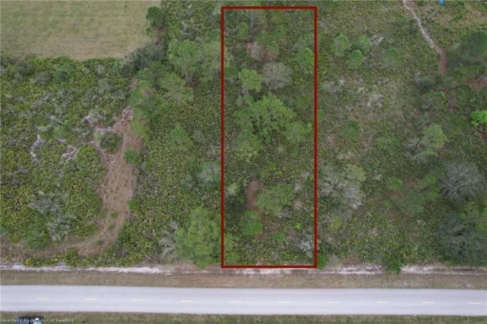 Currently Displayed Property Photo