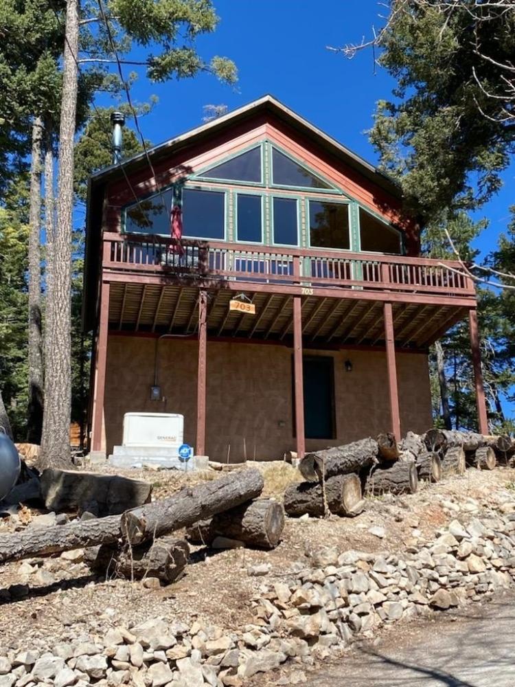 Currently Displayed Property Photo