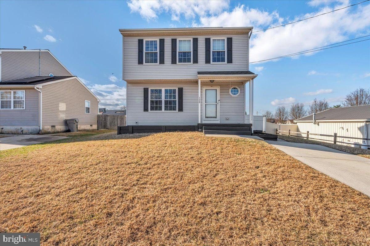 Currently Displayed Property Photo