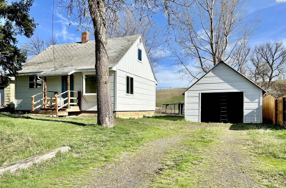 Currently Displayed Property Photo