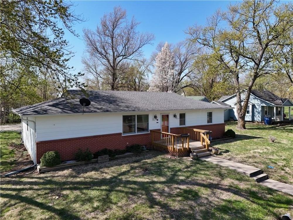 Currently Displayed Property Photo