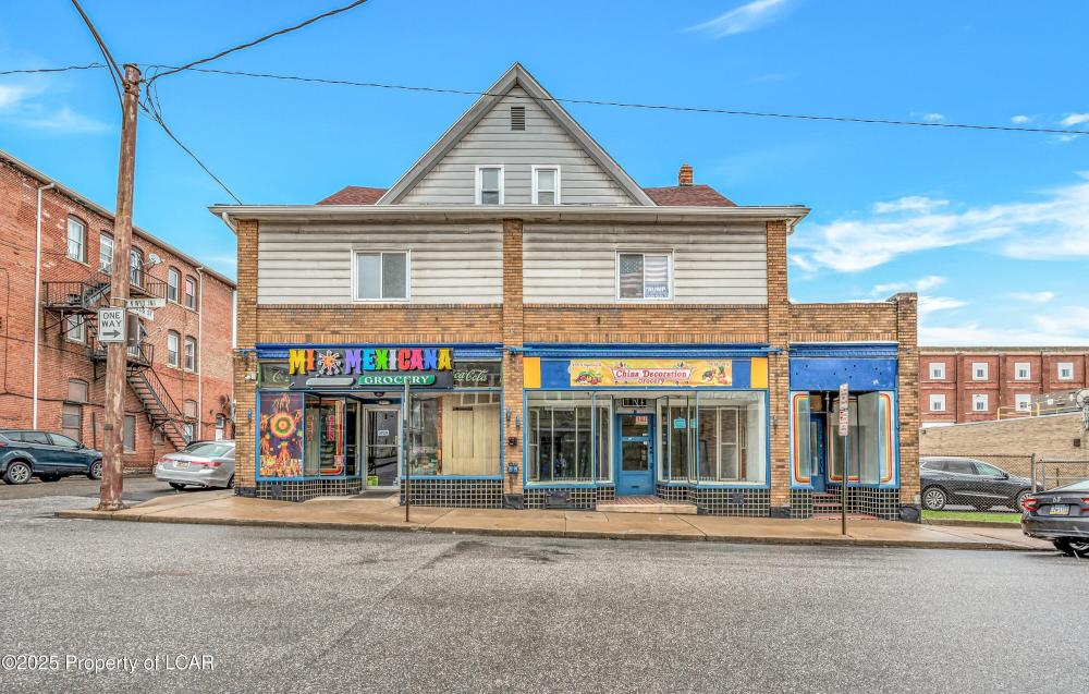 Currently Displayed Property Photo