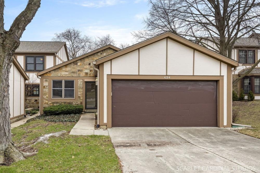 Currently Displayed Property Photo
