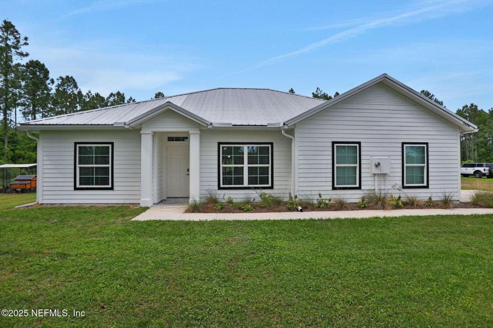 Currently Displayed Property Photo