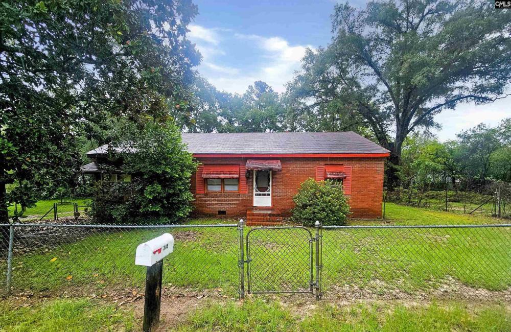Currently Displayed Property Photo