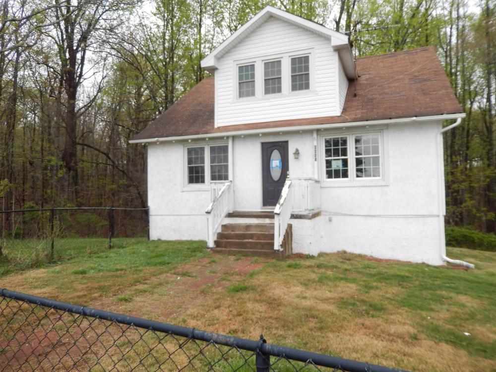 Currently Displayed Property Photo
