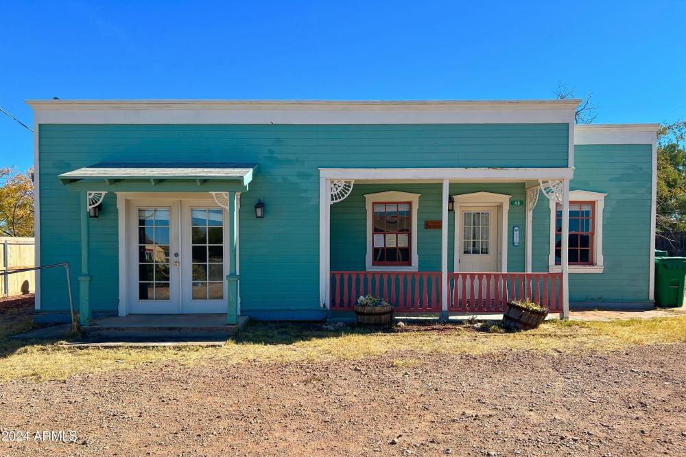 Currently Displayed Property Photo