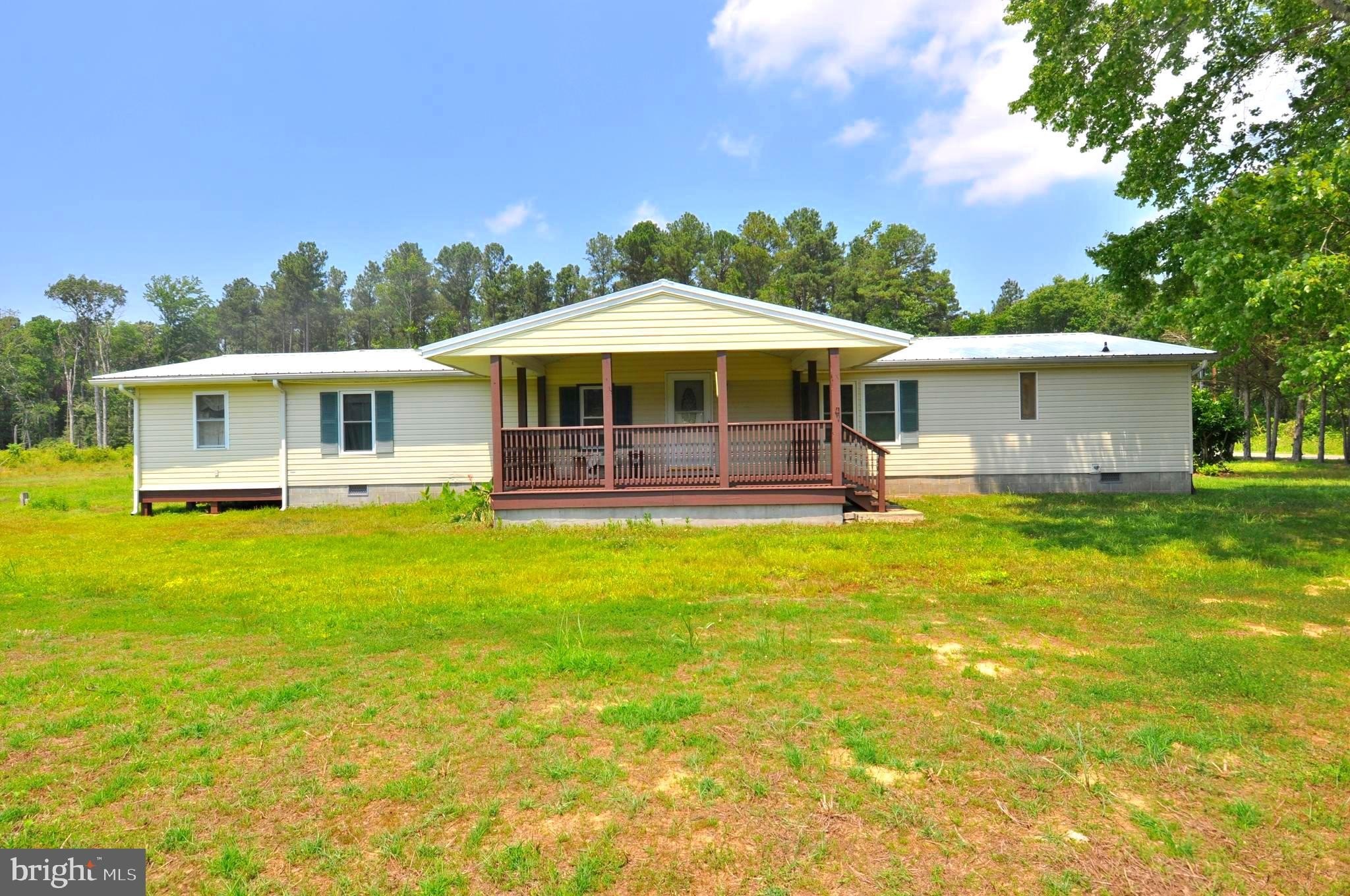 Currently Displayed Property Photo