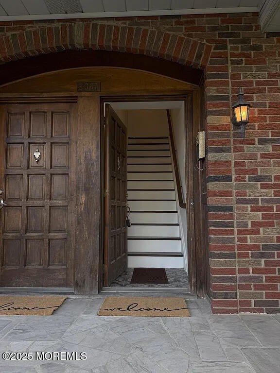 Currently Displayed Property Photo