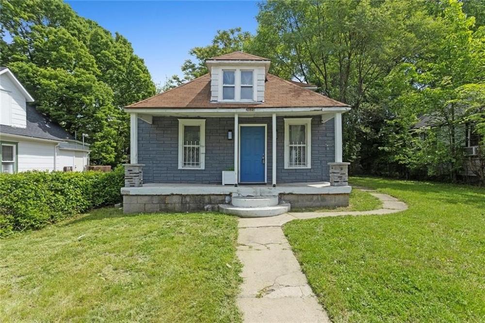 Currently Displayed Property Photo