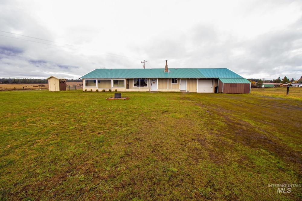 Currently Displayed Property Photo