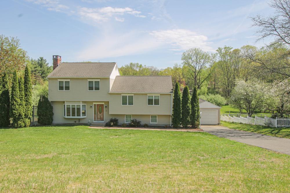 Currently Displayed Property Photo