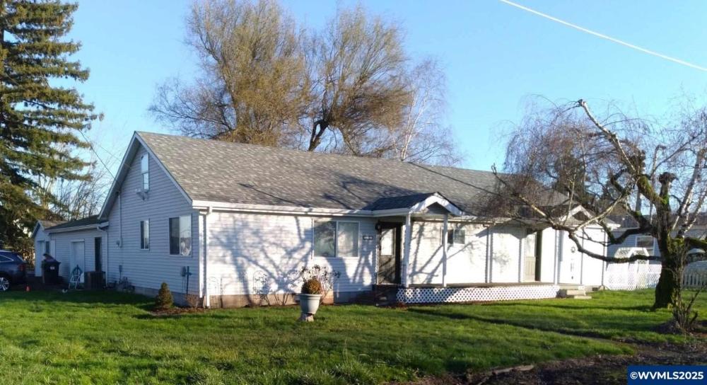Currently Displayed Property Photo