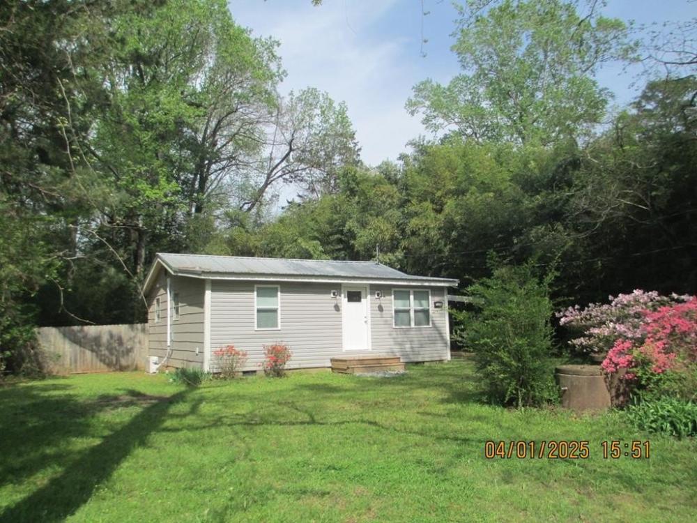 Currently Displayed Property Photo