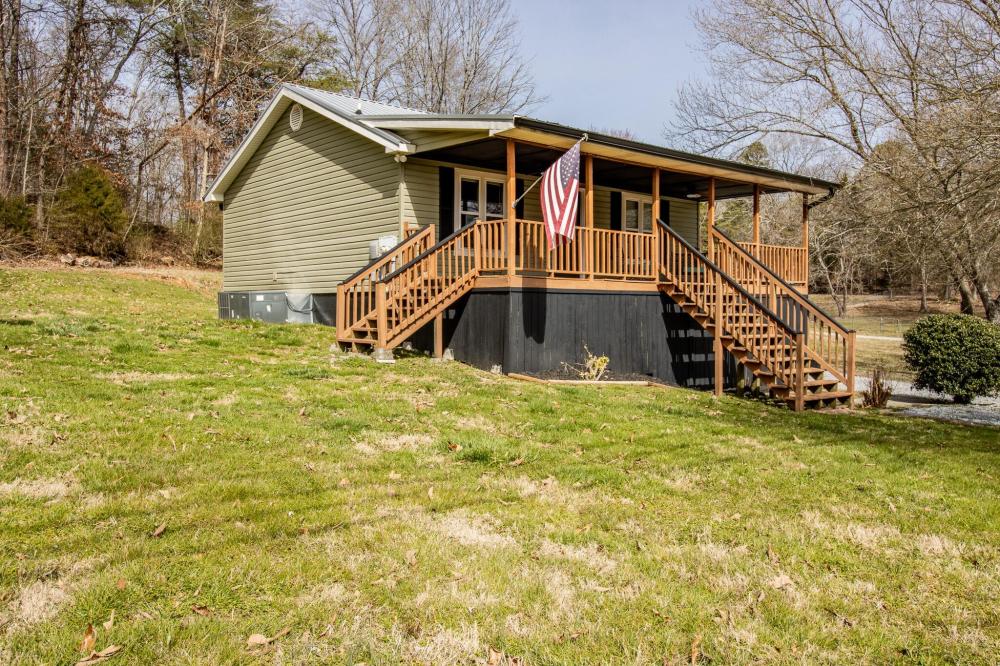 Currently Displayed Property Photo
