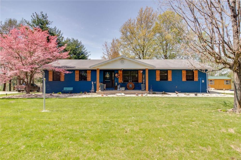 Currently Displayed Property Photo