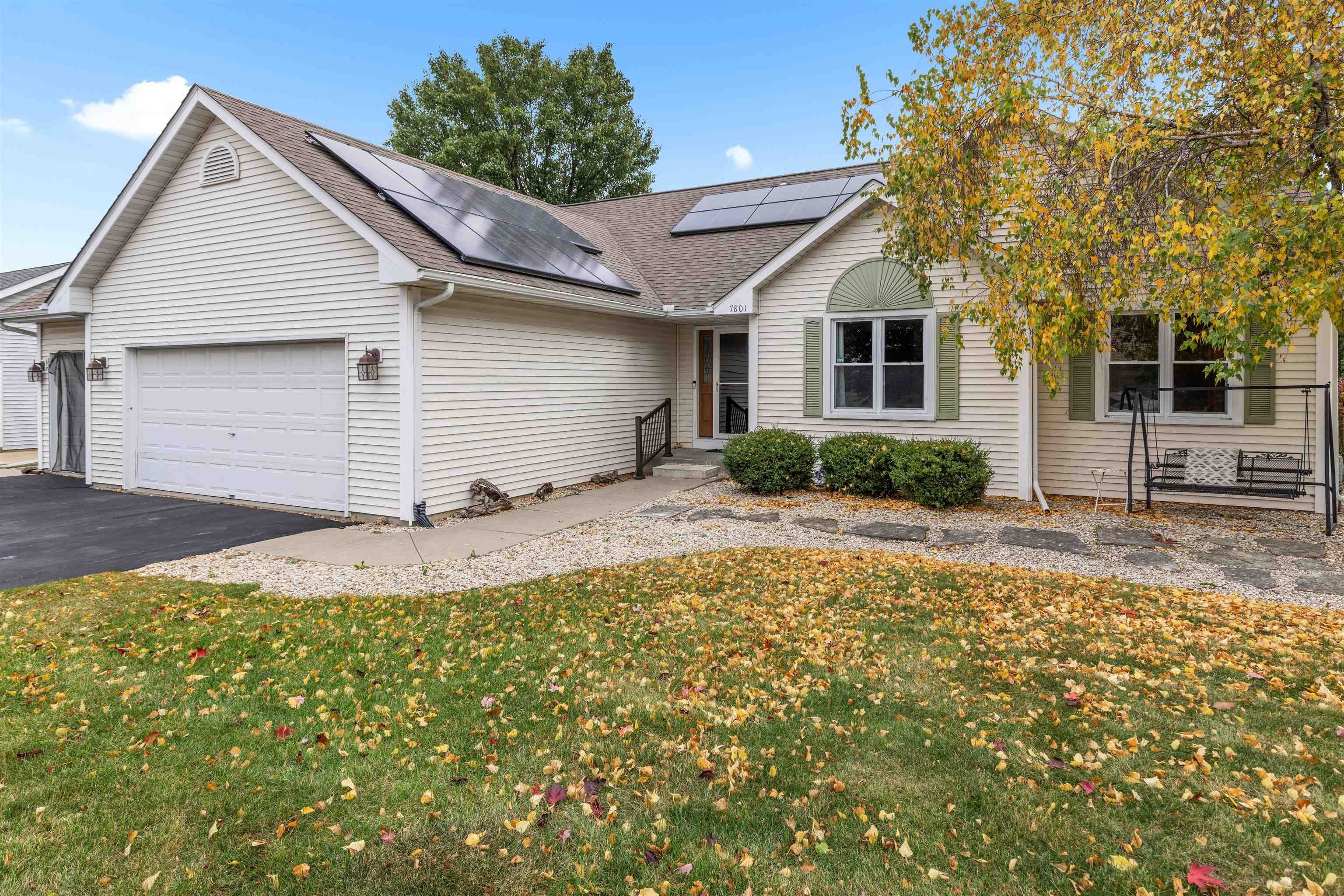 Currently Displayed Property Photo