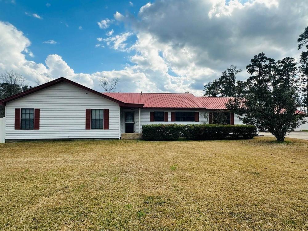 Currently Displayed Property Photo