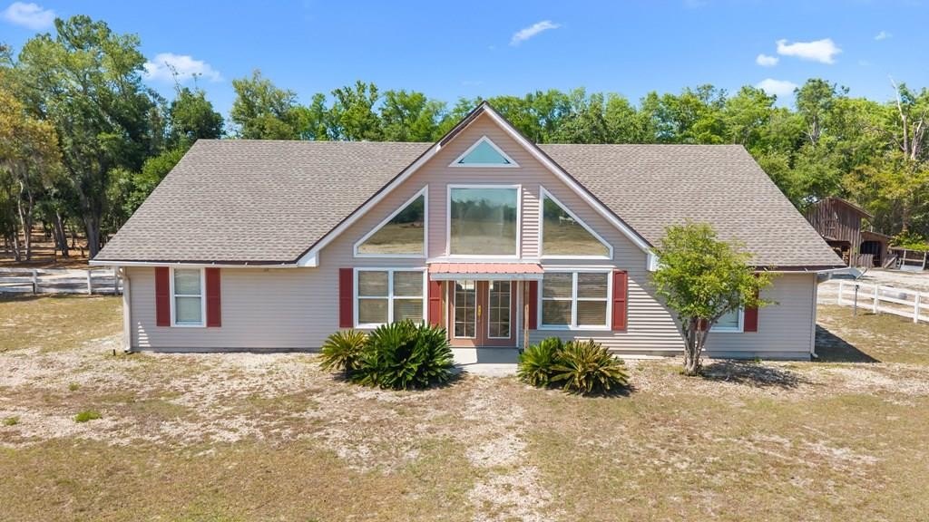 Currently Displayed Property Photo