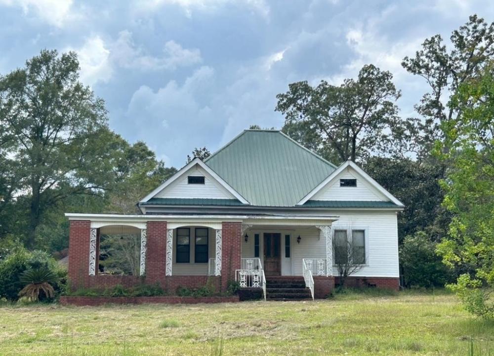 Currently Displayed Property Photo