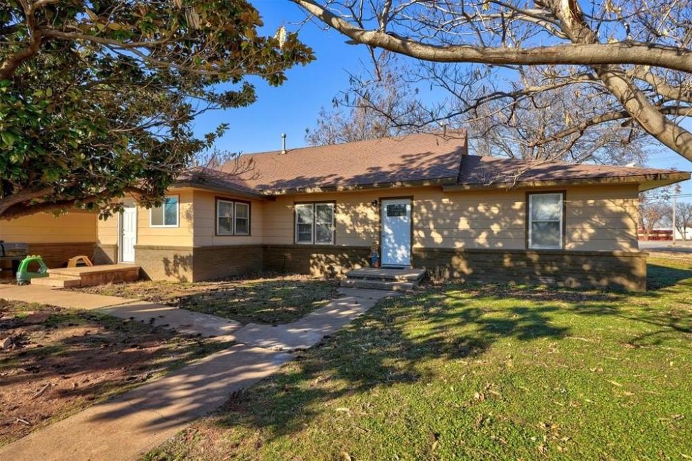 Currently Displayed Property Photo