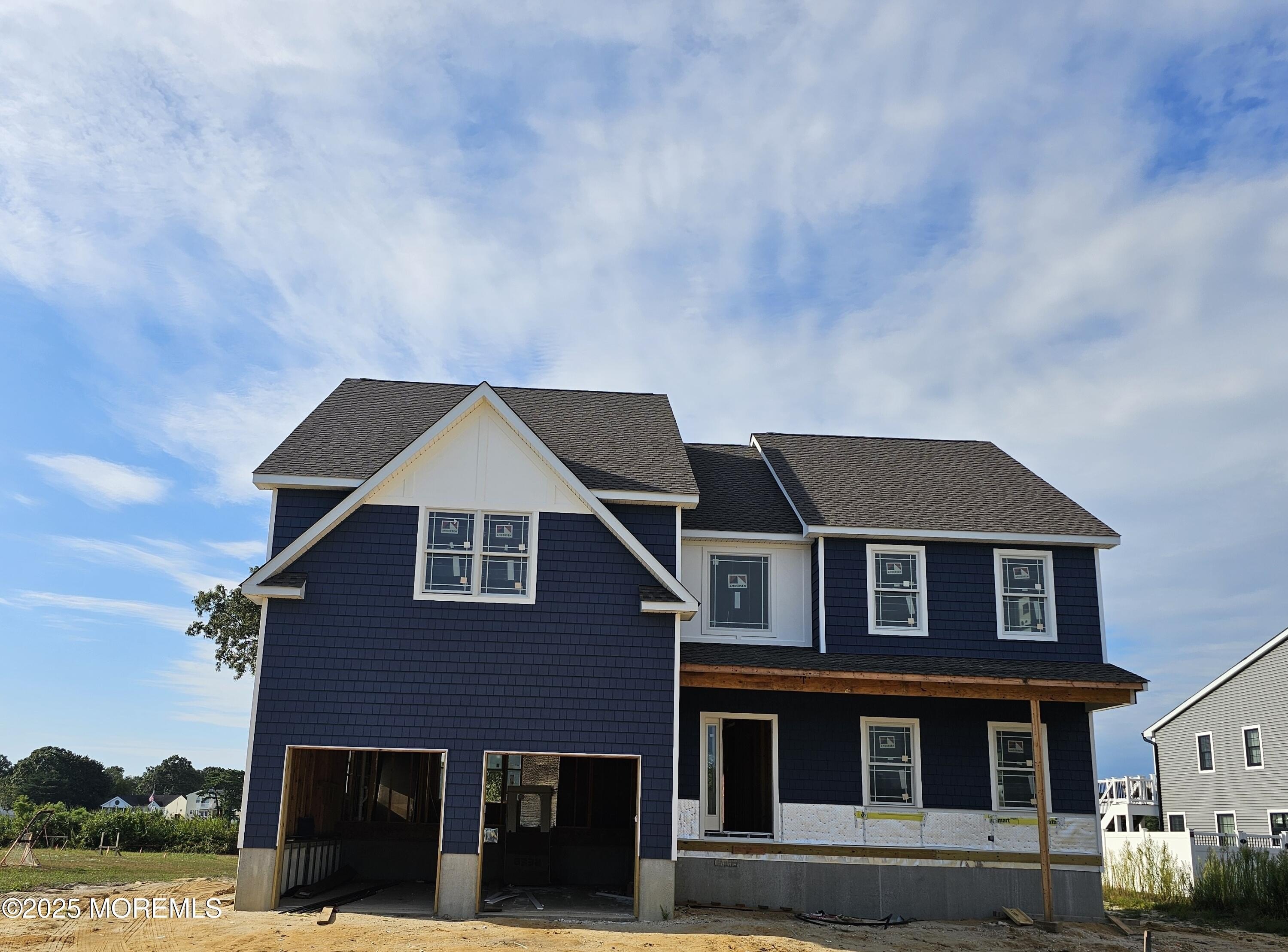 Currently Displayed Property Photo