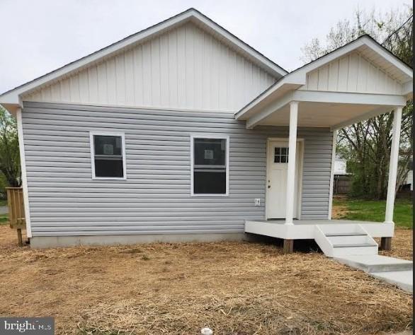 Currently Displayed Property Photo