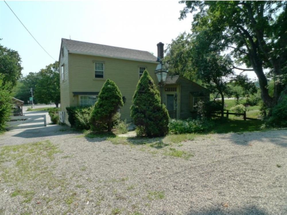 Currently Displayed Property Photo