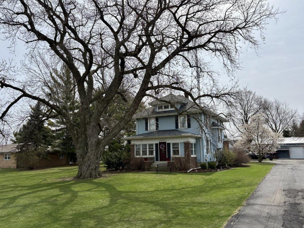 Currently Displayed Property Photo