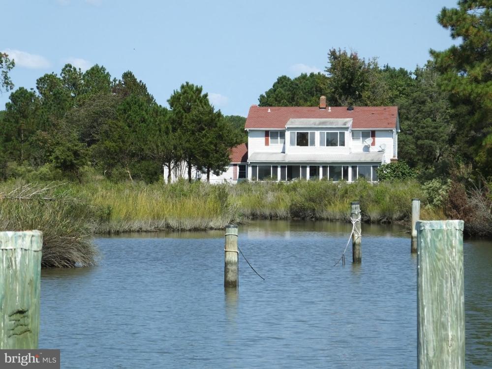 Currently Displayed Property Photo