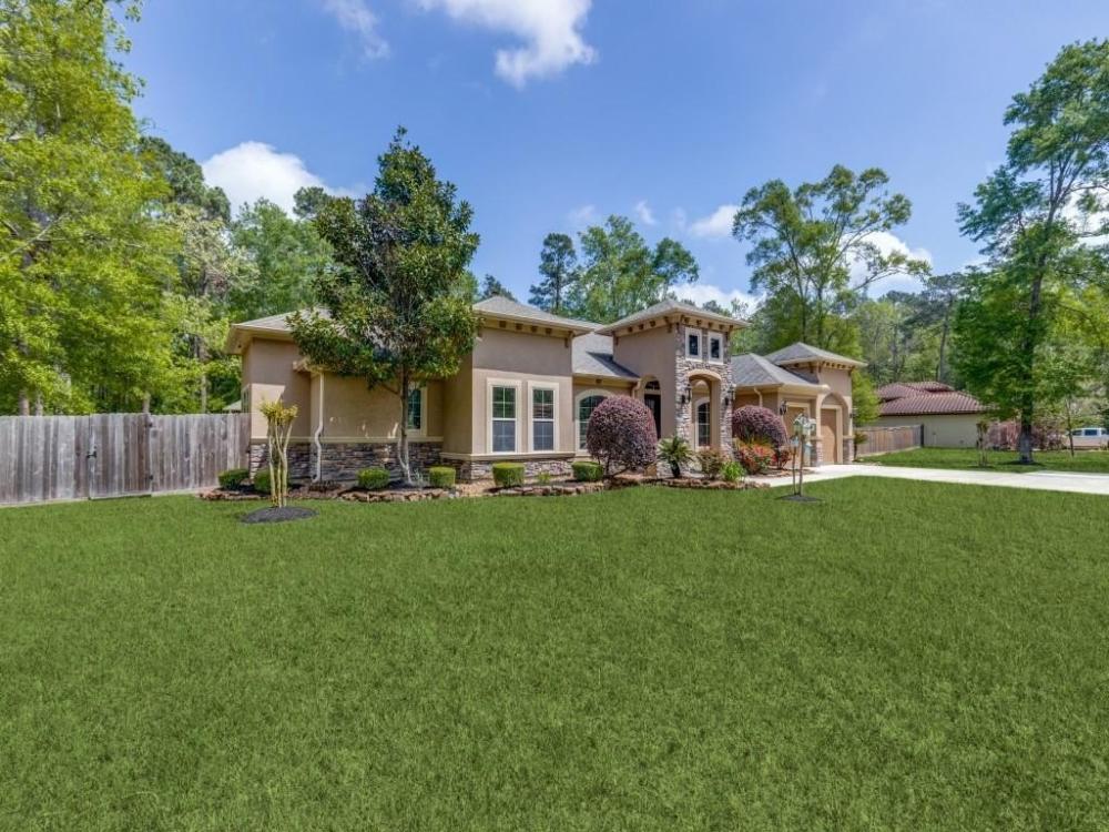 Currently Displayed Property Photo