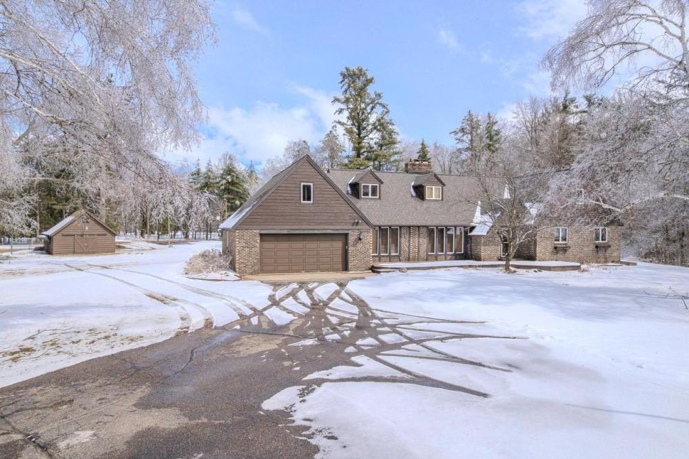 Currently Displayed Property Photo