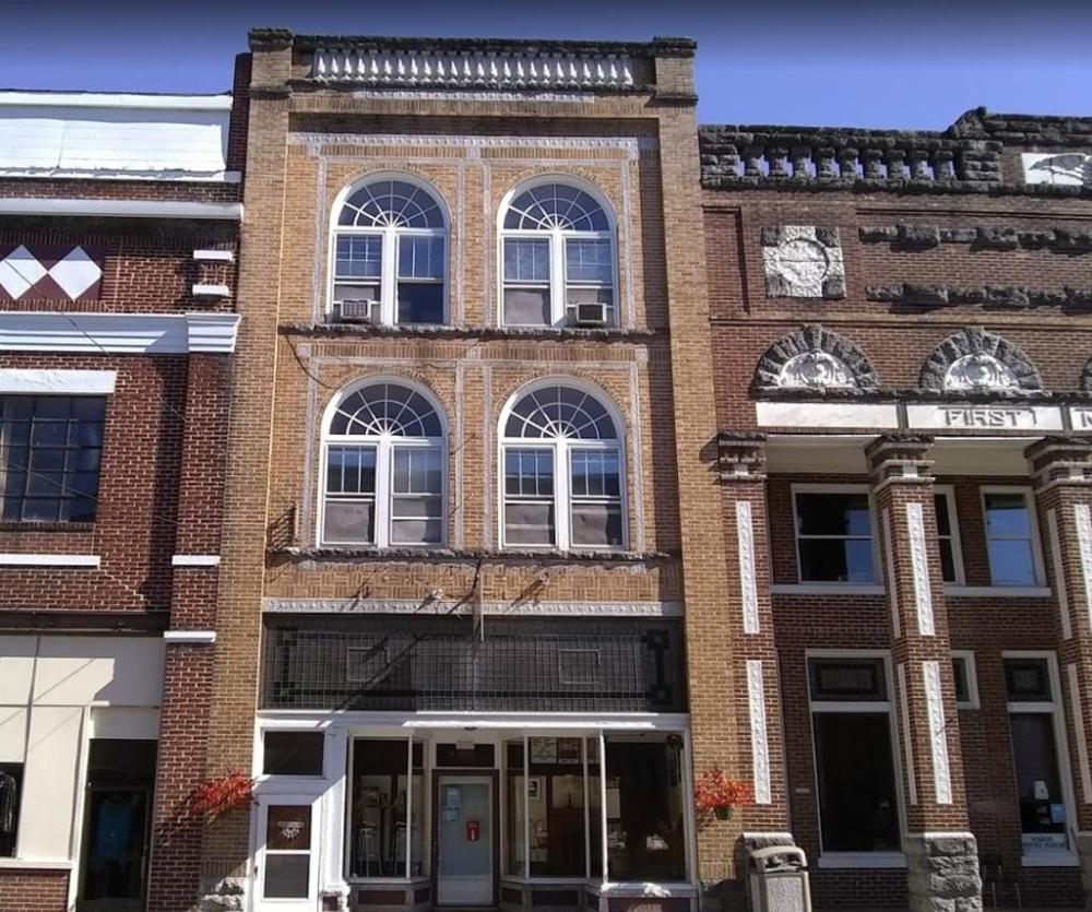 Currently Displayed Property Photo