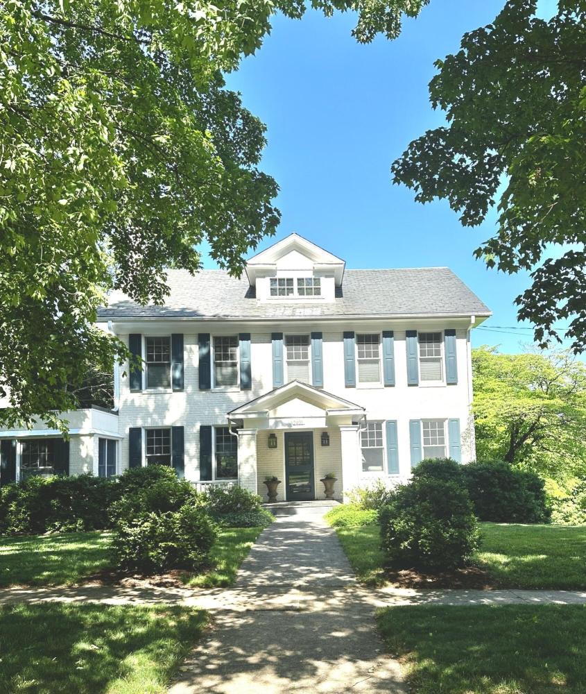 Currently Displayed Property Photo