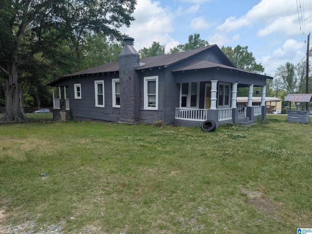 Currently Displayed Property Photo